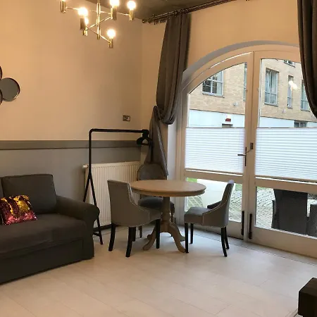 Апартаменты Old Town Patio 1 *